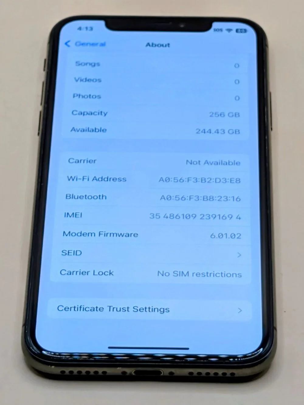 iPhone X 256GB (Unlocked) #2***